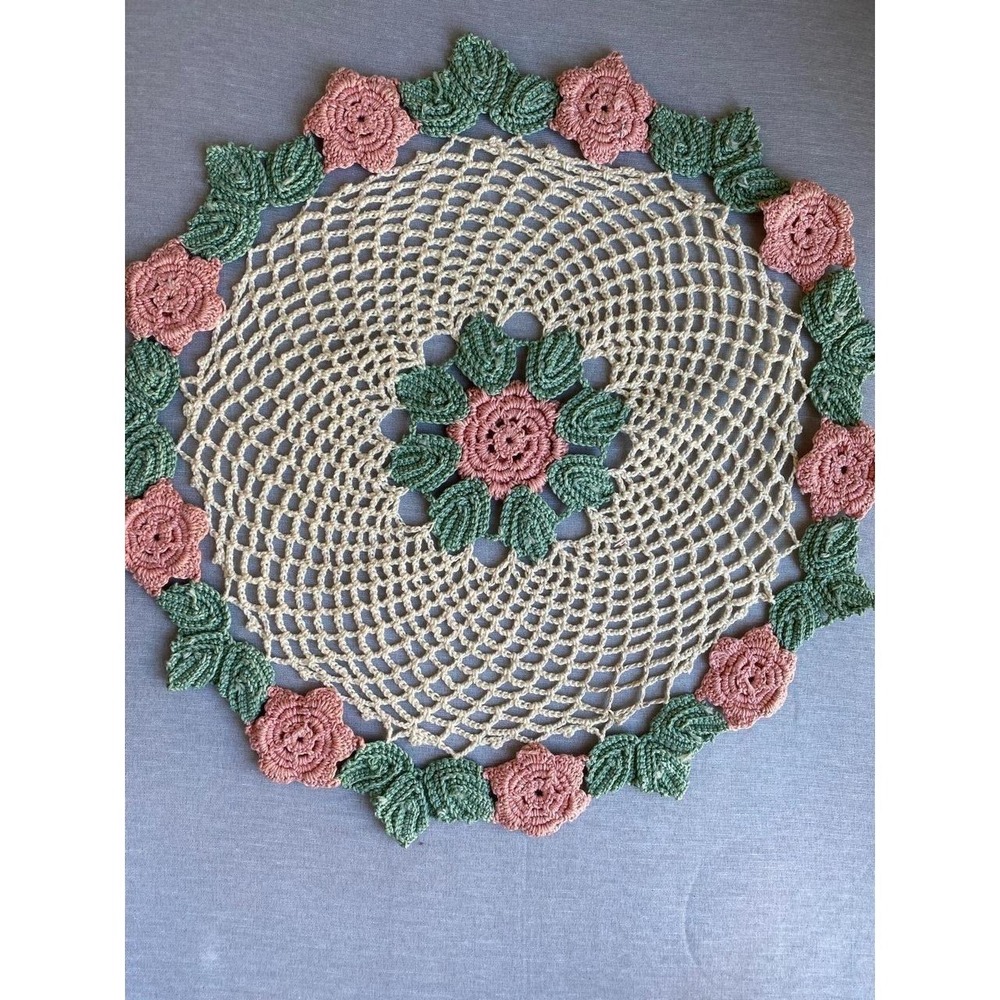 Vintage Doily Crochet Handmade Green Cream Pink Round Dresser Scarf Craft k5